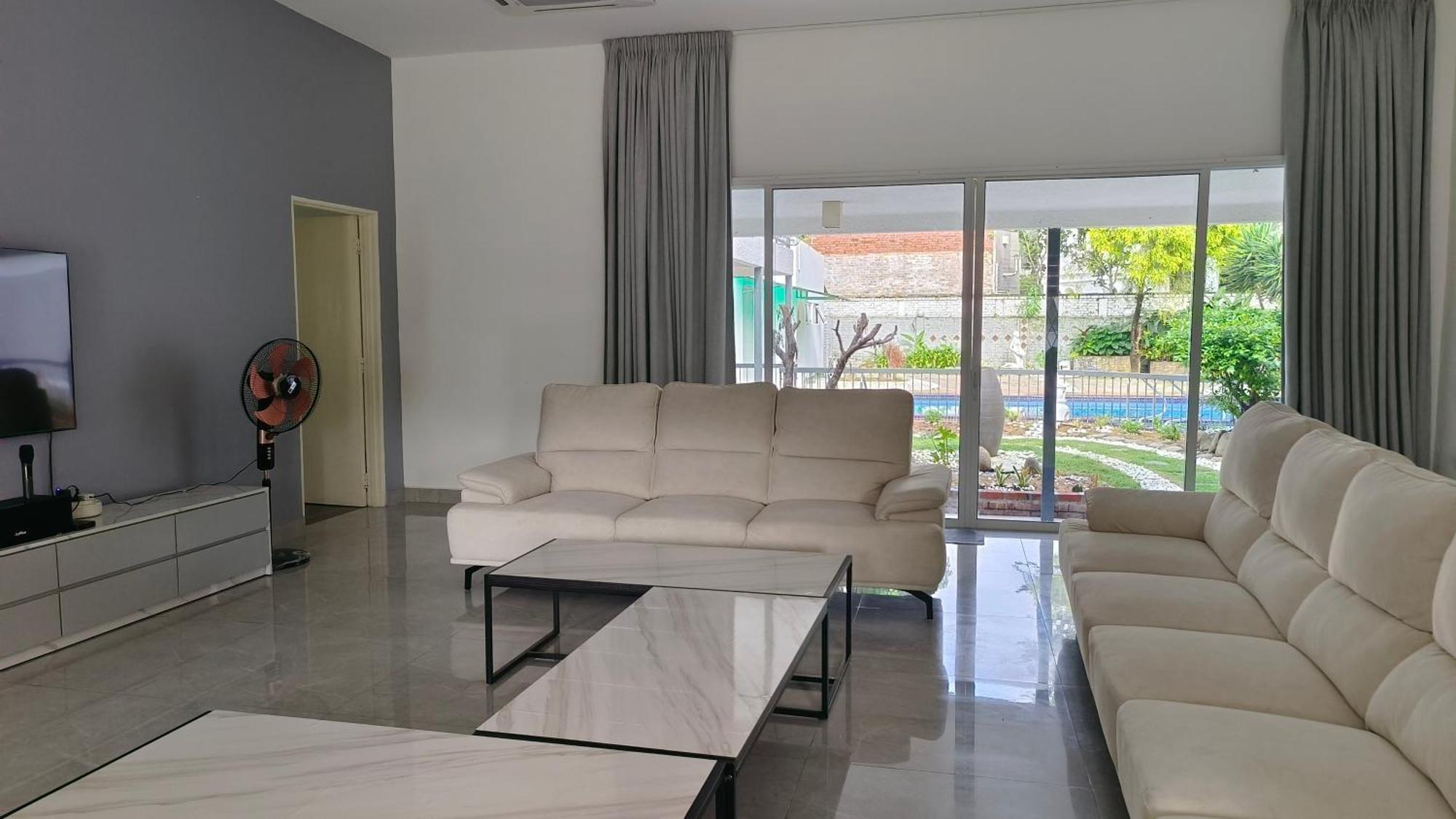 B1. The Big House @ Titiwangsa Vila Kuala Lumpur